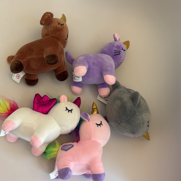 PIXIE CRUSH Plush Snug a Babies Toys & Rainbow Carry Case - Picture 9 of 9